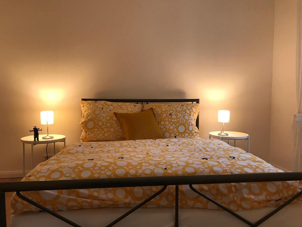 ויינהיים Turmwohnung Buedinger Hof מראה חיצוני תמונה